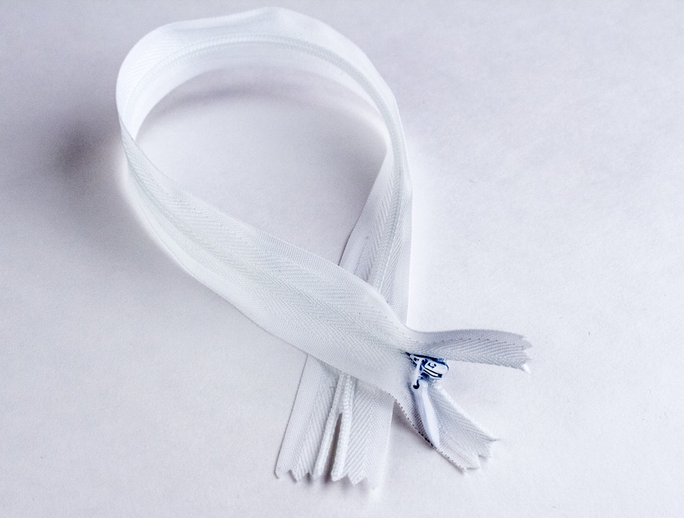 10 Pcs Invisible Zipper Cut Size for Dresses, Skirts, Blouses, Pants etc. - Long - Nylon Zip and Metal Zip Head