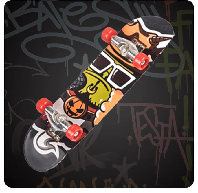 01 Pcs Alloy Finger Skateboard Fingerboard with Pressure Relief and Venting Function Fingertip Skateboard Toy