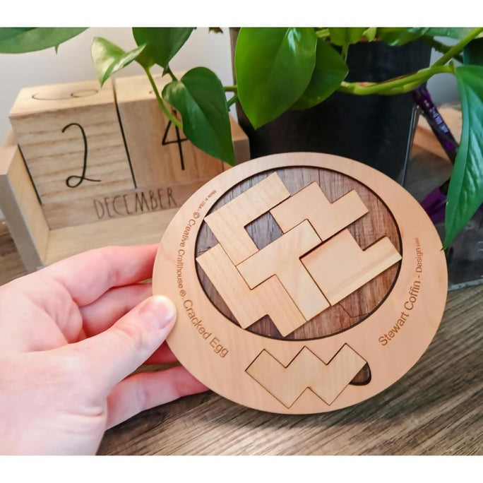Cracked Egg Wood Puzzle 7 Piece Difficult Brain Teaser