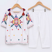 Kids Fitt Girls White Hand Embroidered Khaddar 2 Piece Suit – Straight Trousers