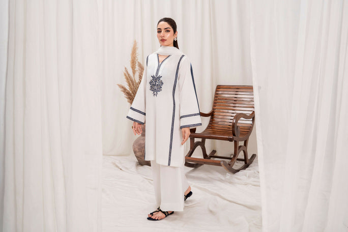Lawn Cotton Embroidered Stitched 3-Piece Suit-Snowflake