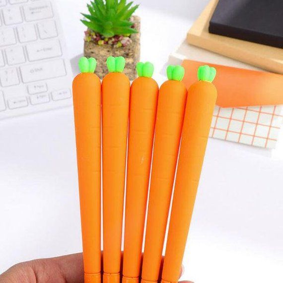 01 P Carrot Shaped Gel Pen Kawaii 0.5mm for Promotional Birthday Gift Stationery School & Office Supply Pens Set Writing Fine Ballpoint Pen School Office Gift Kids Toy