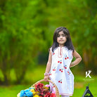 Kids Fitt Girls White Hand Embroidered Khaddar/Lawn 2 Piece Suit – Cherry Embroidery